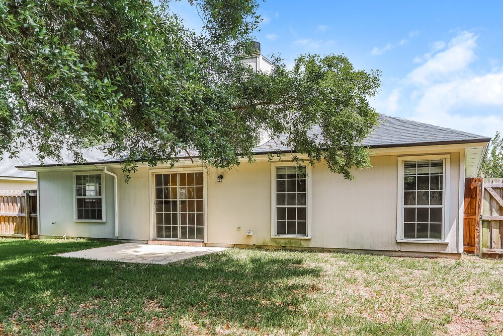 3-Bed Rental on 12772 Glade Springs photo 15