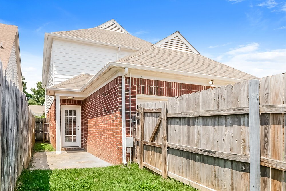 3-Bed Rental on 8565 Griffin Park photo 15