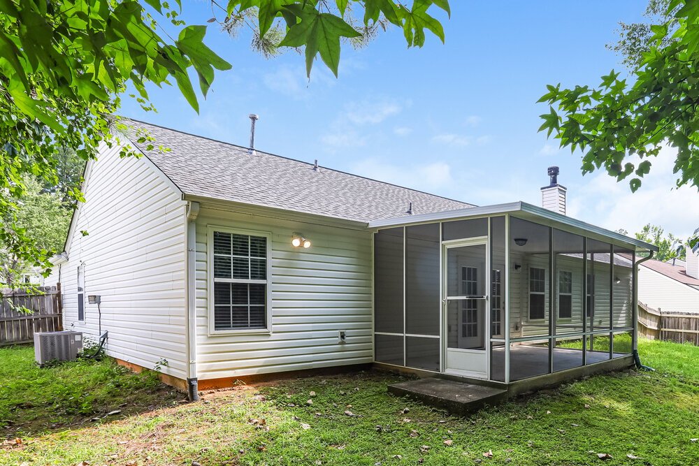 3-Bed Rental on 372 Red Maple photo 15
