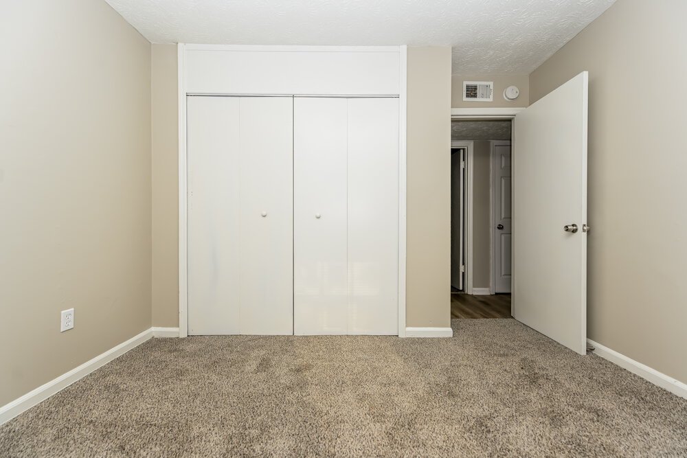 3-Bed Rental on 119 Adrian Dr photo 16