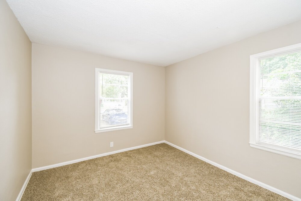 3-Bed Rental on 1031 Bunker Hill photo 16