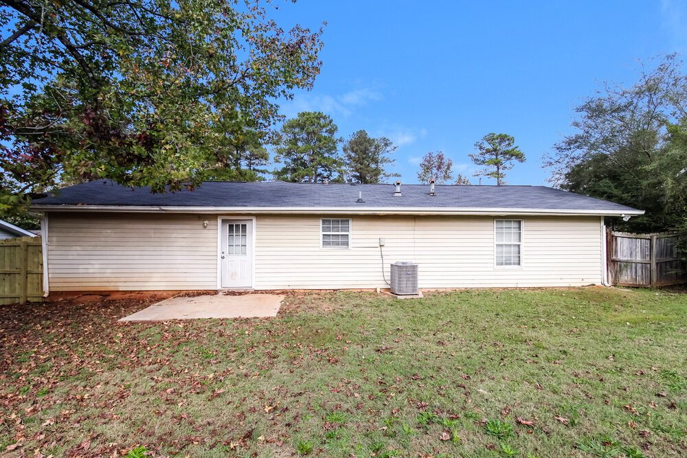 3-Bed Rental on 120 Sherwood Loop photo 16
