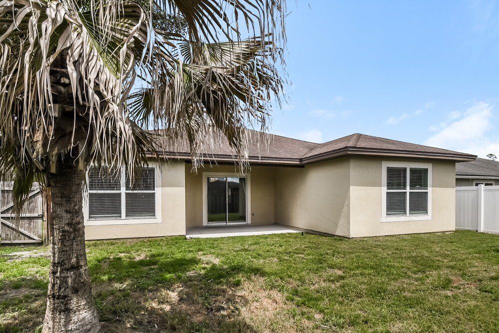 4-Bed Rental on 1706 Foggy Day photo 16