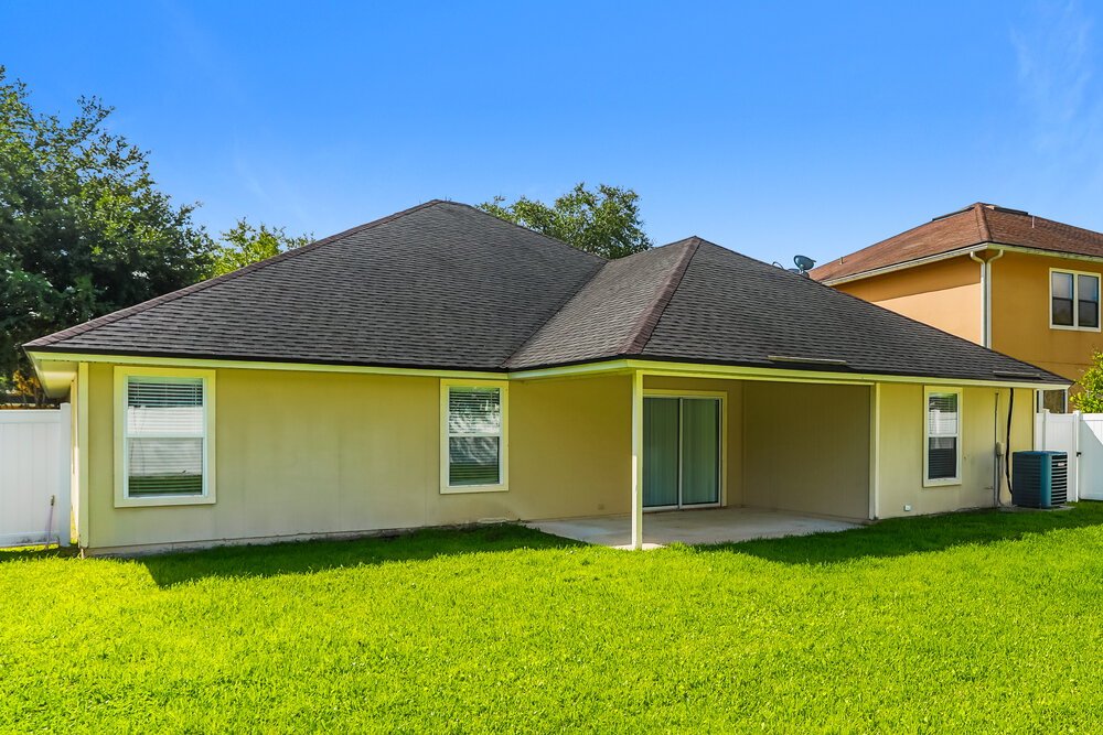 4-Bed Rental on 3460 Live Oak photo 16