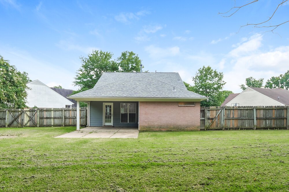 2-Bed Rental on 10678 Pecan Meadow photo 16