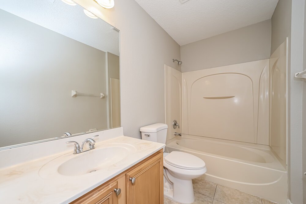 4-Bed Rental on 3017 Captiva Bluff photo 17