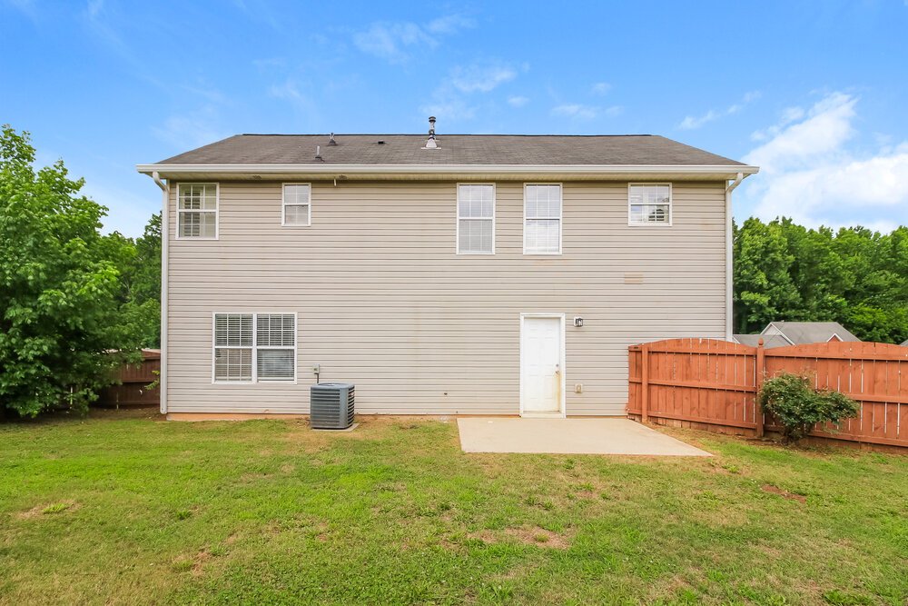 3-Bed Rental on 459 Pecan Wood photo 17