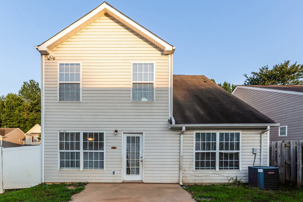 4-Bed Rental on 320 Arrowhead Dr photo 17