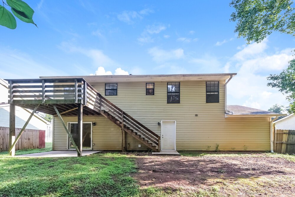 5-Bed Rental on 2068 Lown Farm photo 17