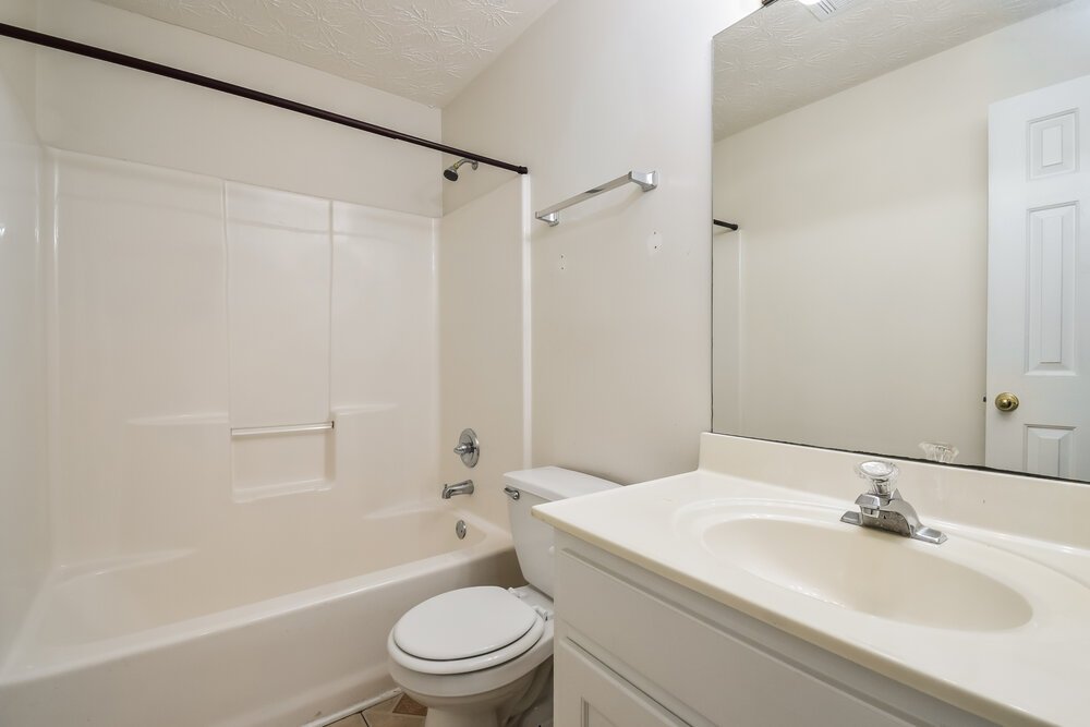 4-Bed Rental on 976 Masters Lane photo 18