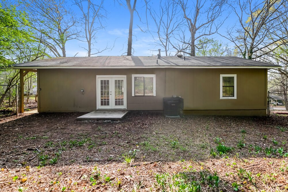 3-Bed Rental on 119 Adrian Dr photo 19