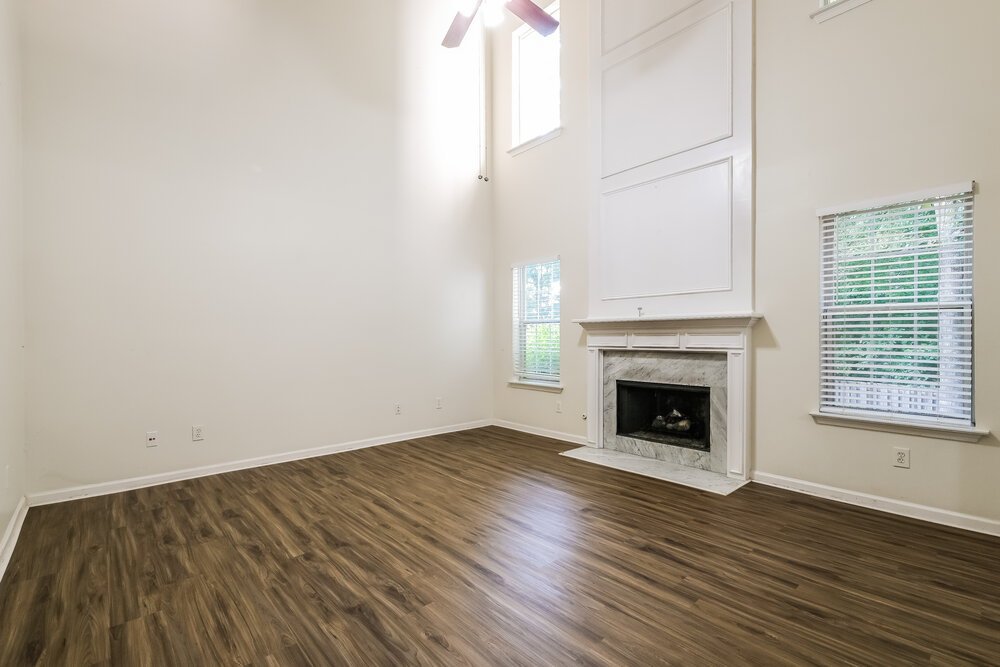 3-Bed Rental on 3410 Sandlake Dr photo 5