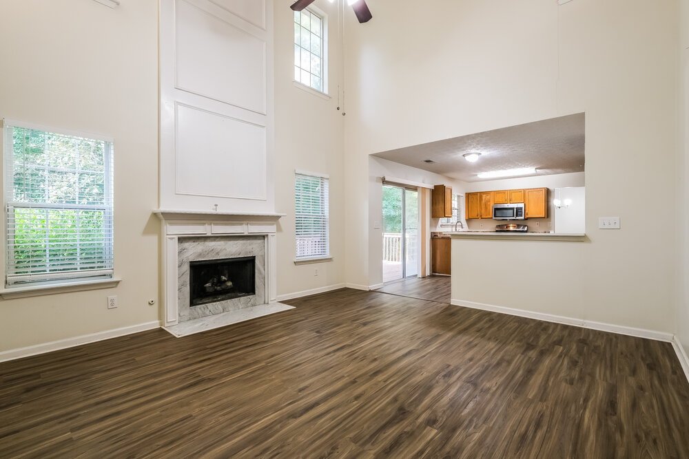 3-Bed Rental on 3410 Sandlake Dr photo 6
