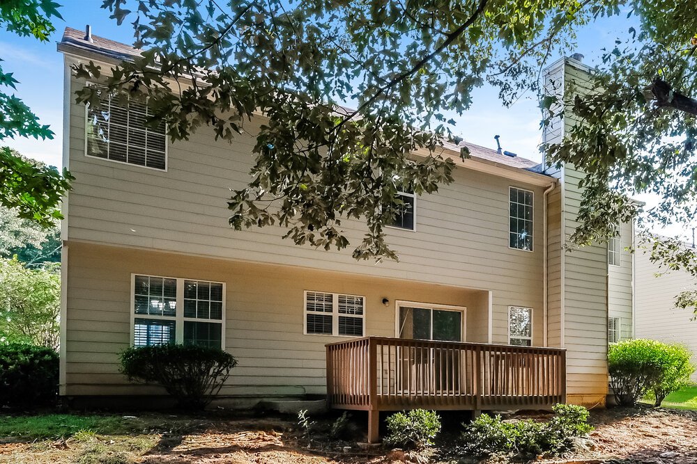 3-Bed Rental on 3410 Sandlake Dr photo 17